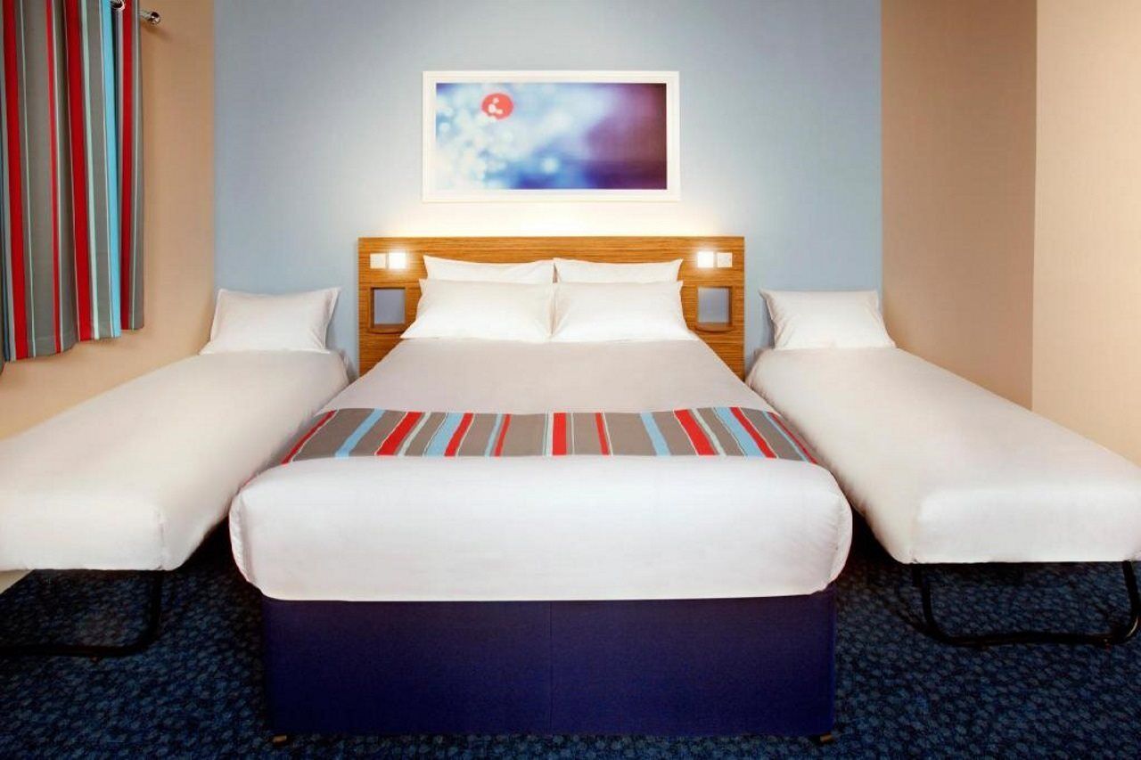 Travelodge London Feltham Ngoại thất bức ảnh